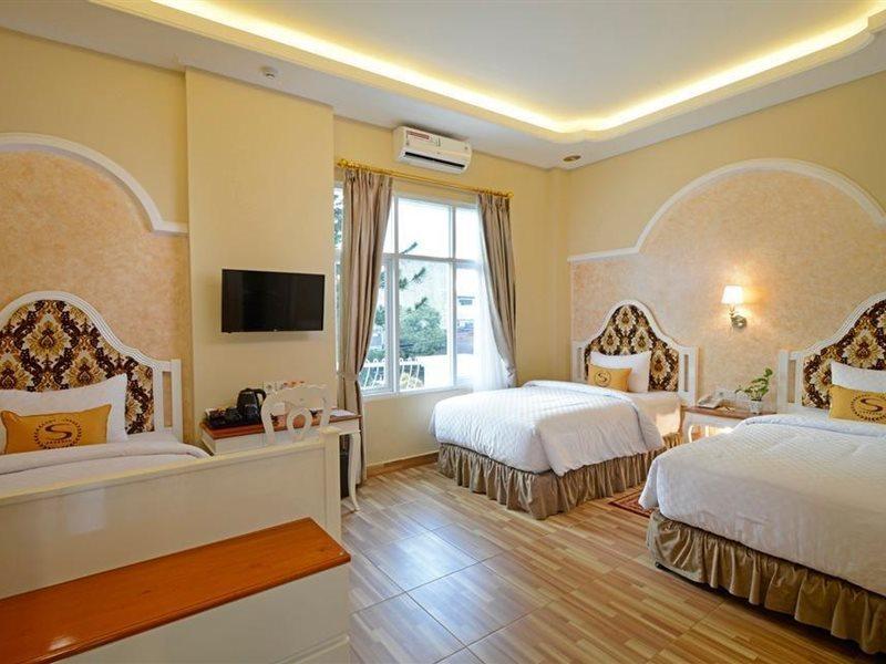 Sahira Butik Pakuan Syariah Hotel Богор Екстериор снимка