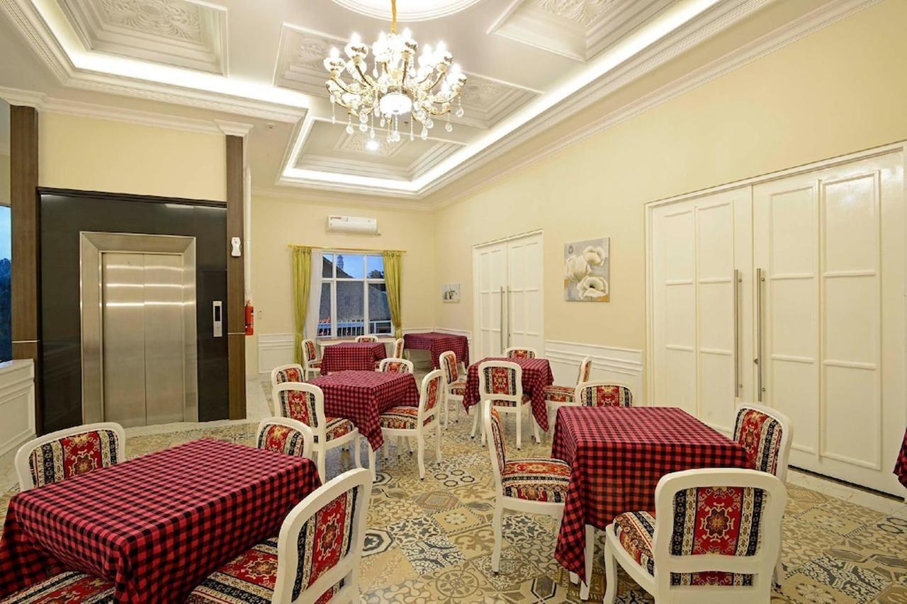 Sahira Butik Pakuan Syariah Hotel Богор Екстериор снимка